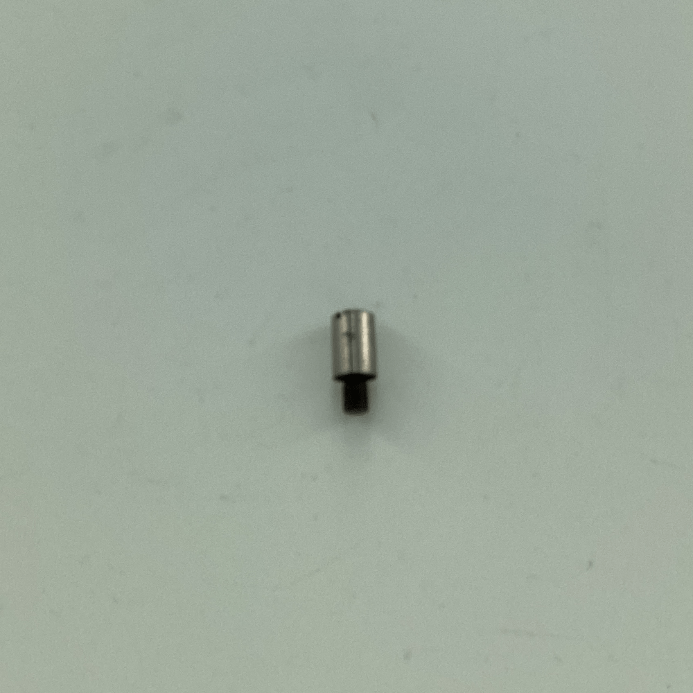 9018500-033A SCREW