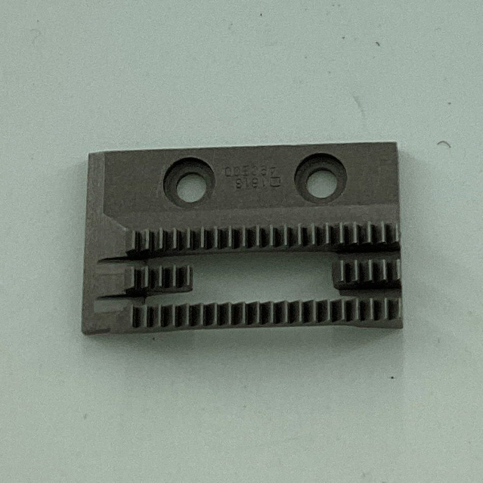 B-1613-490-E00 FEED DOG