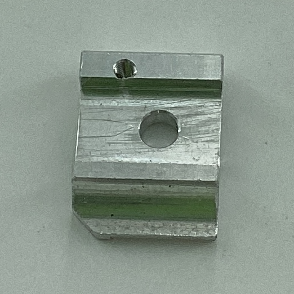 2100385 KNIFE HOLDER