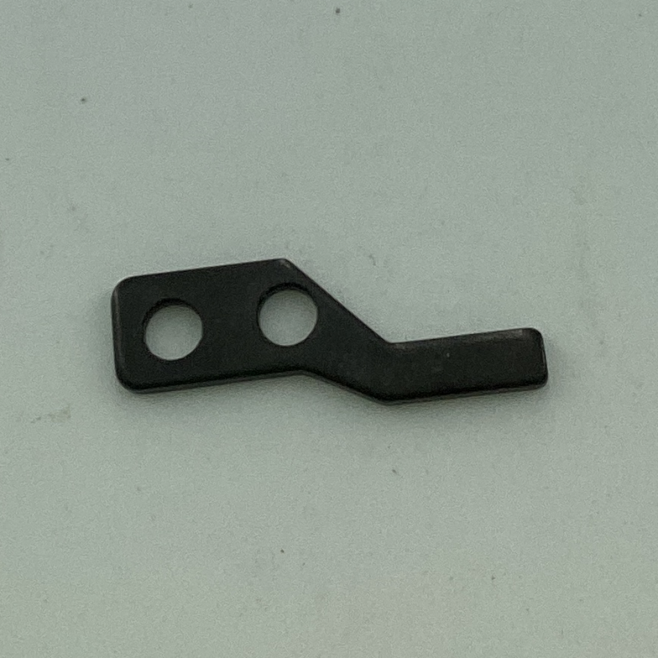3120017 LOCKING PLATE