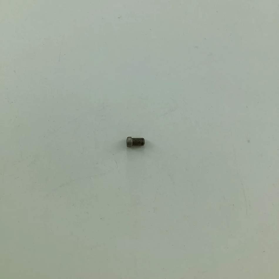 104908-0-01 SCREW
