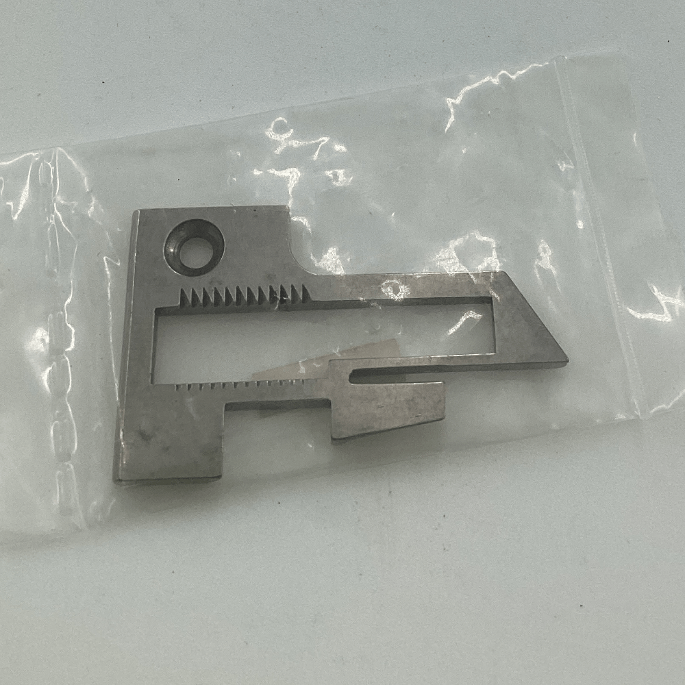 39524J3/16" NEEDLE PLATE