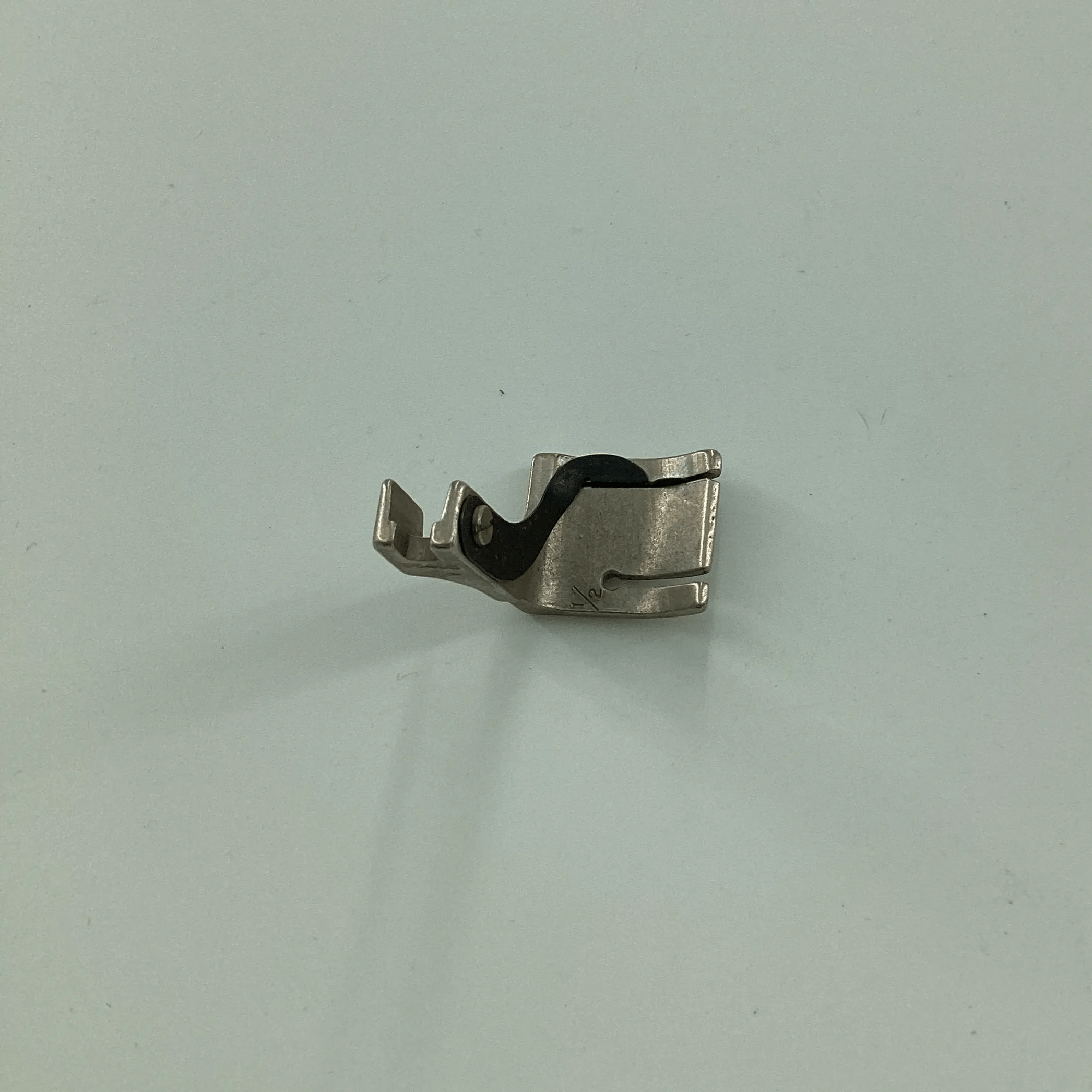 36465-1/2" TOP STITCH GUIDE FOOT