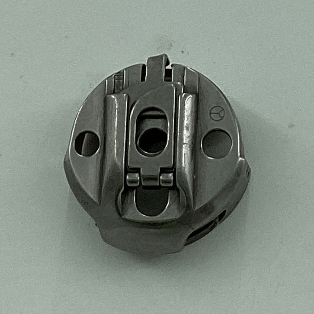 502530NS-TOW BOBBIN CASE