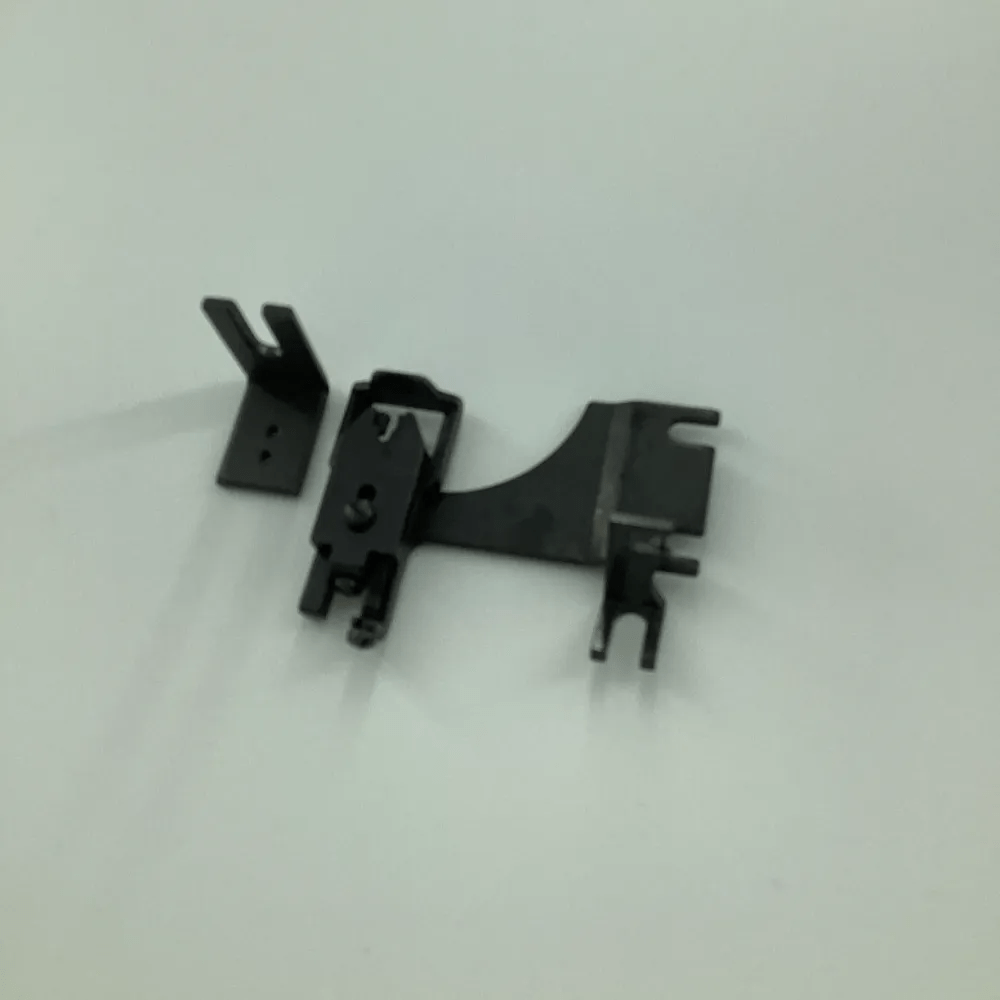 UK100 UNISHANK BUTTON HOLDER