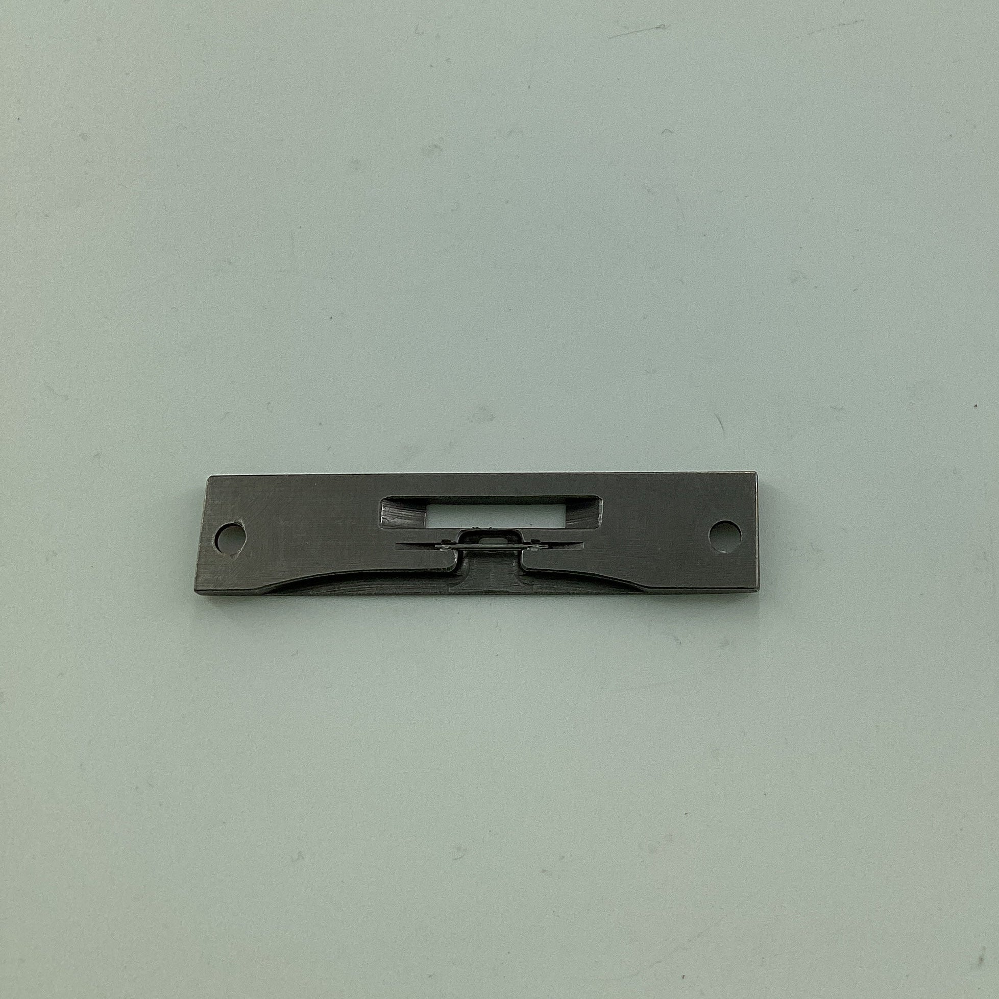 91-150215-03/001 NEEDLE PLATE