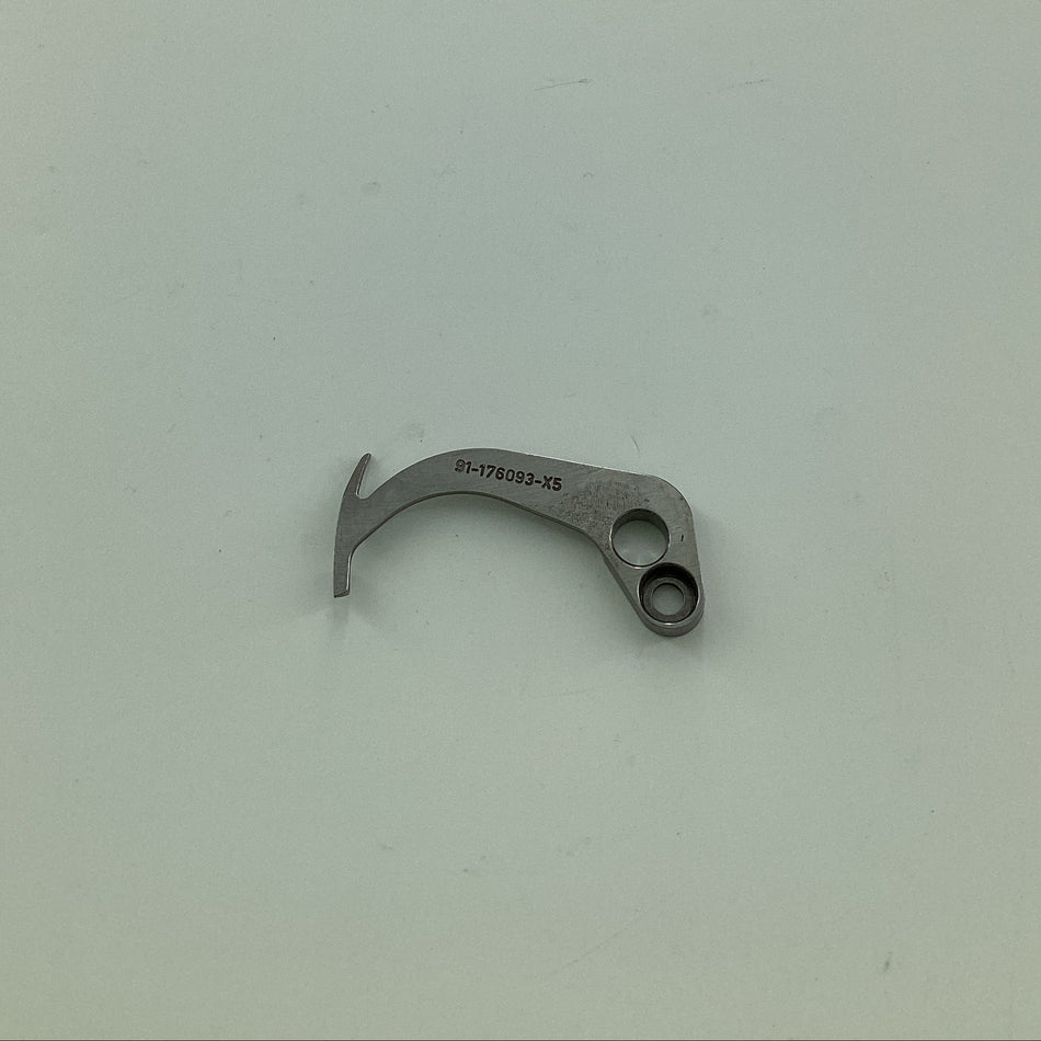 91-176093-05 THREAD CATCHER