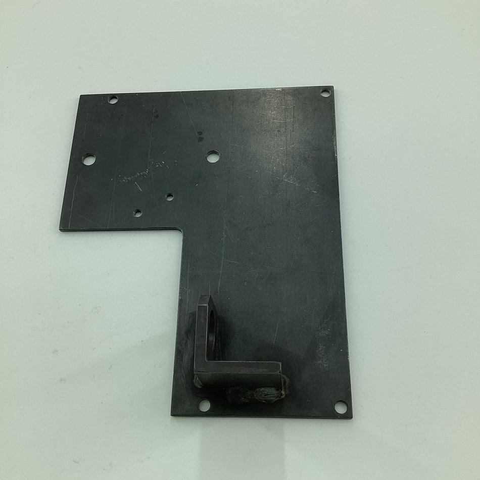 95-703474-11 BRACKET