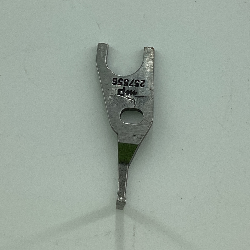 257556 NEEDLE GUARD