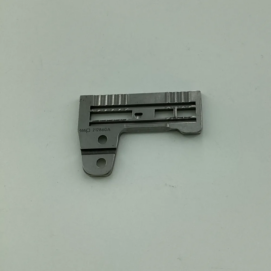 212860A NEEDLE PLATE