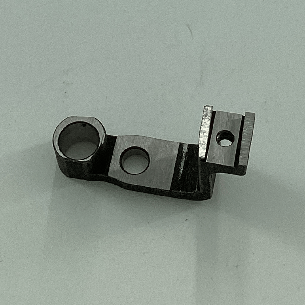 H3313I1104 OPENER BRACKET