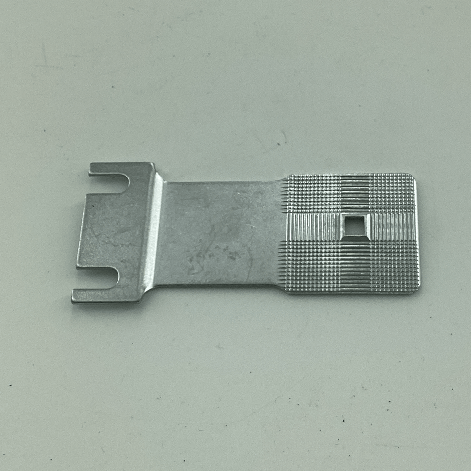 26-1008-7-546 FEED PLATE