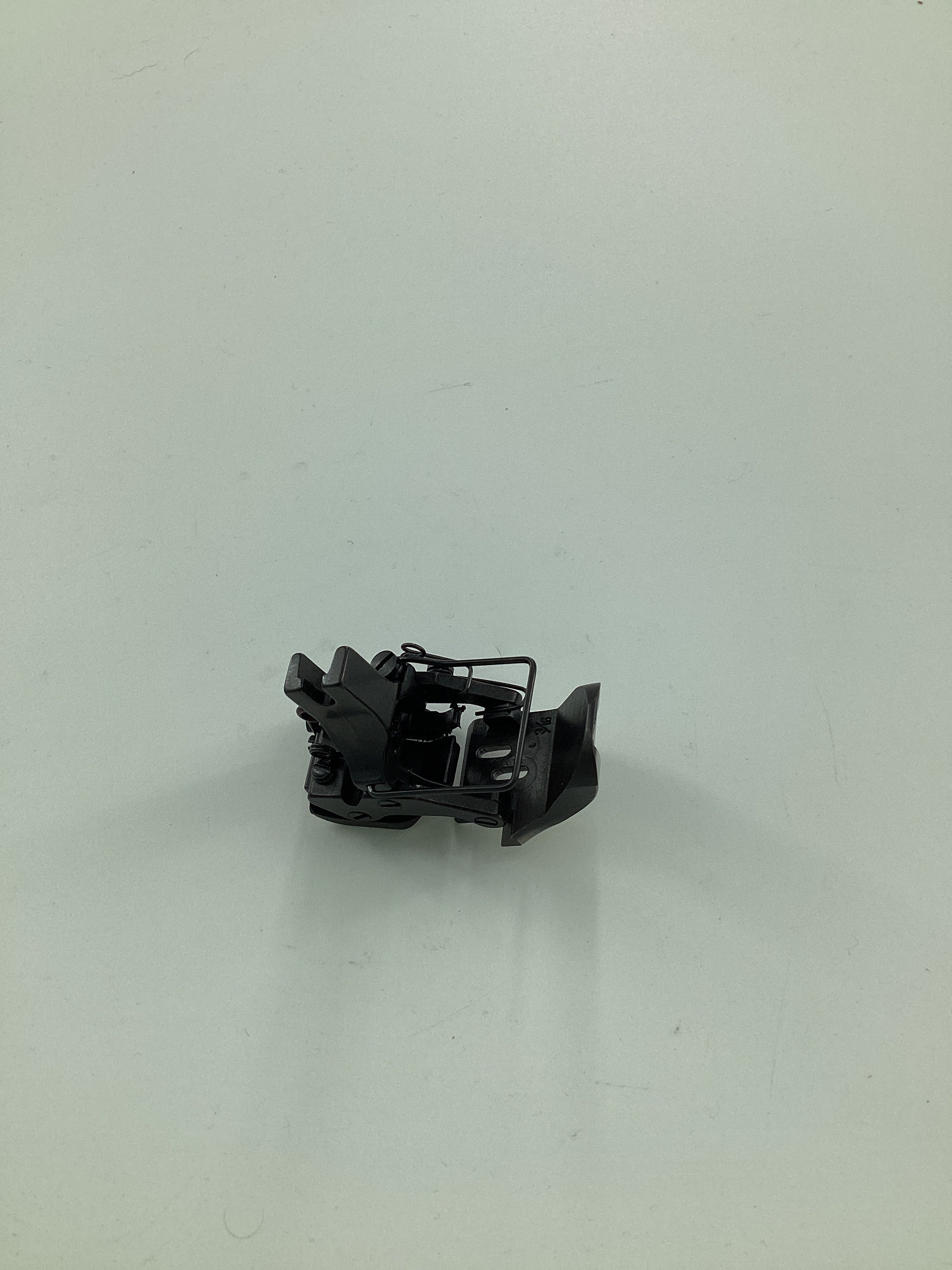 159584-2-01 PRESSER FOOT 3/16