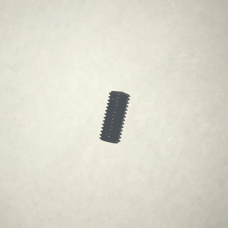01-1319-0-000  BOLT