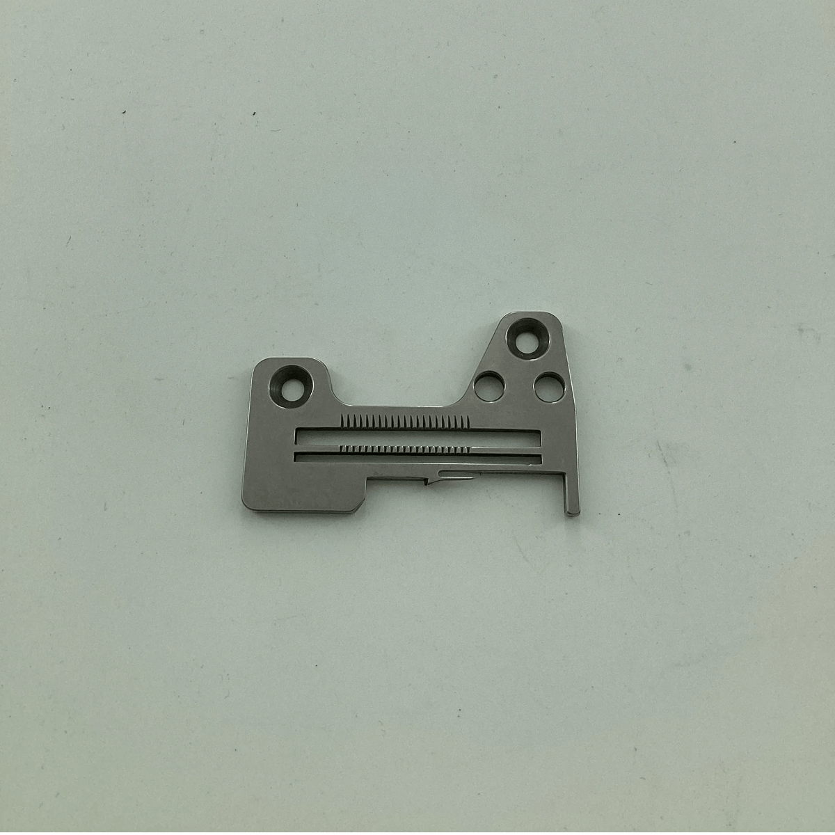 R-4200-H0A-C00 THROAT PLATE