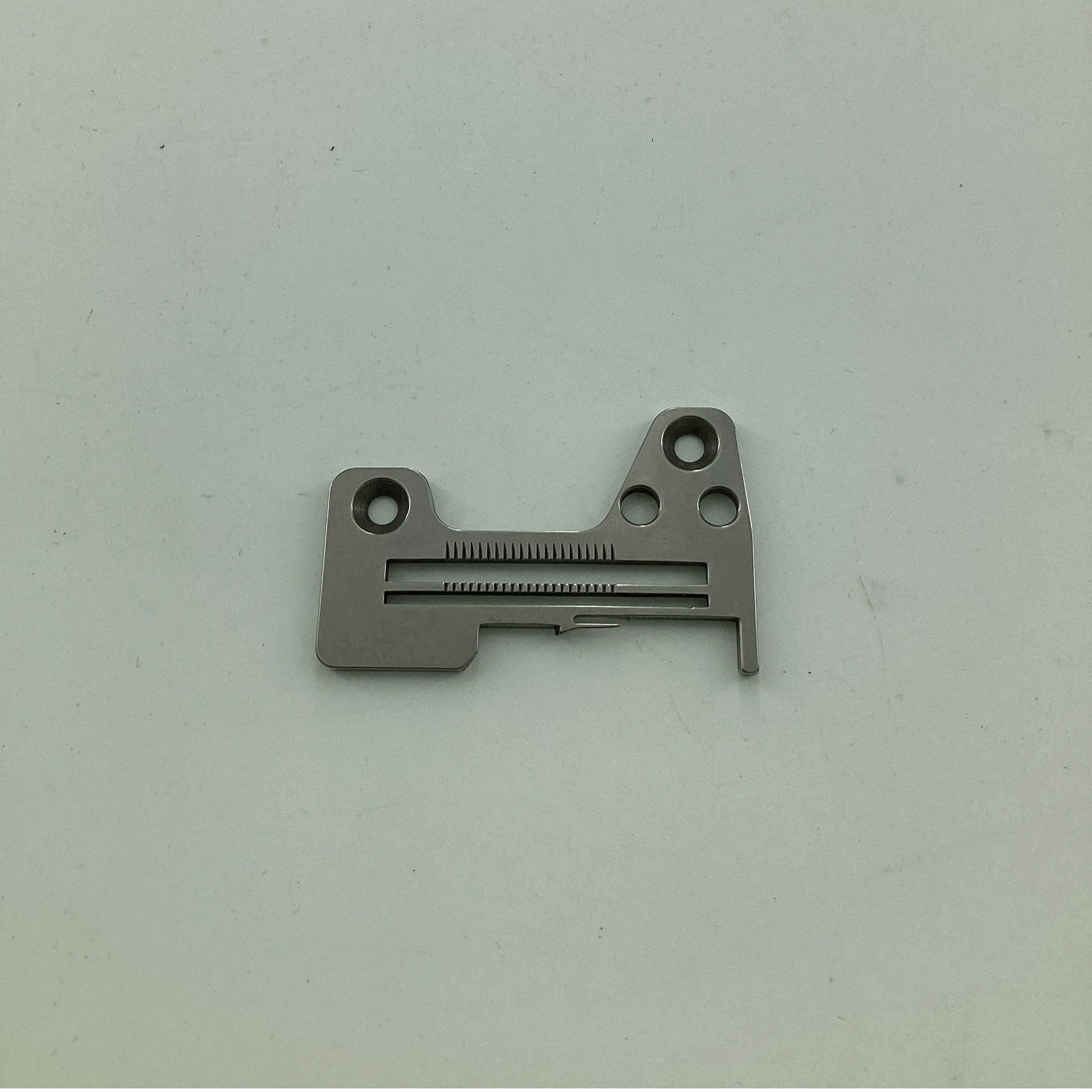 R-4200-H0A-C00 THROAT PLATE